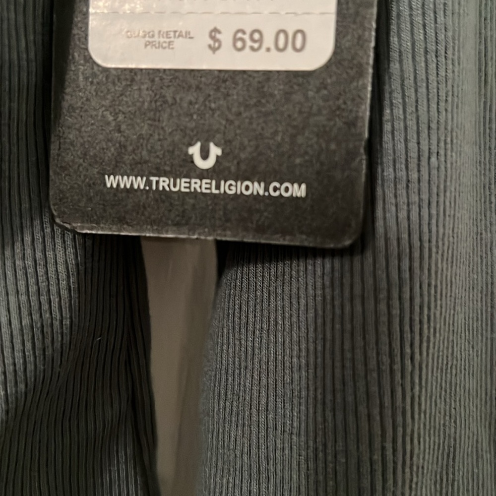 True Religion Small - Picture 3 of 6